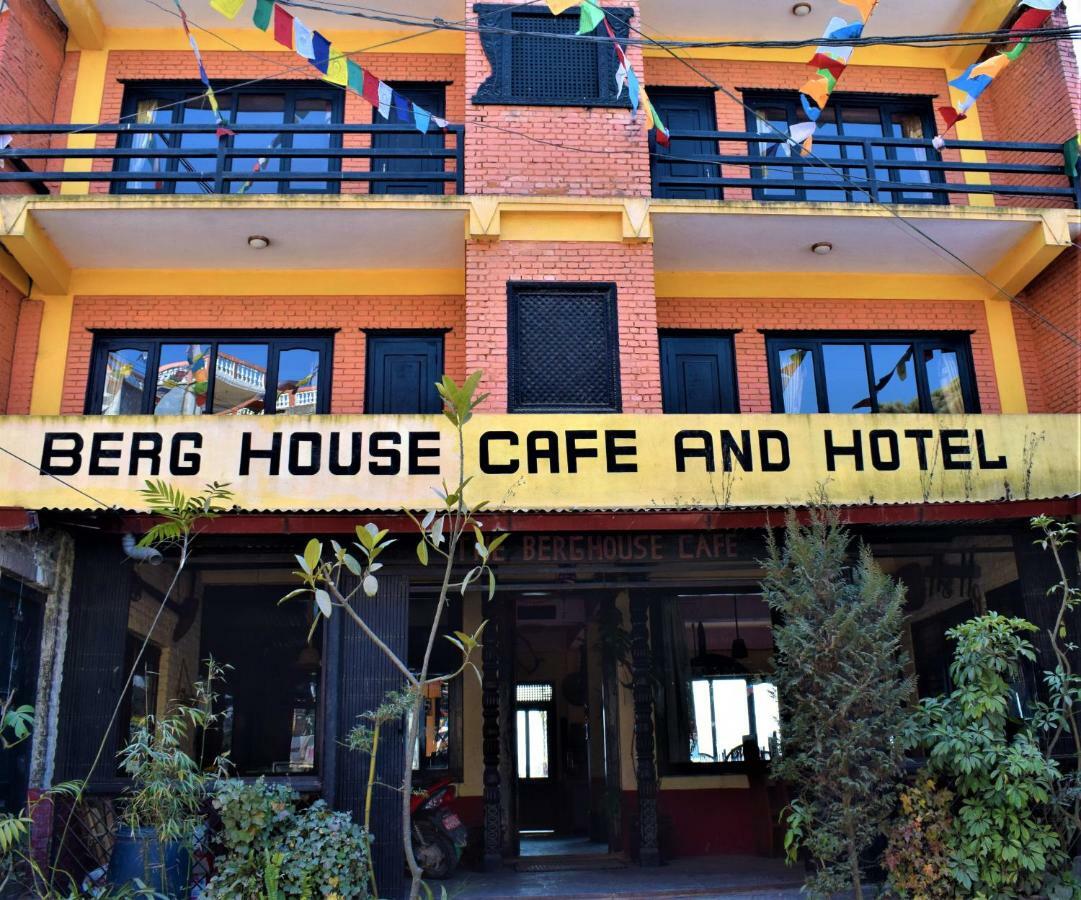 Berg House Cafe And Hotel Нагаркот Екстериор снимка